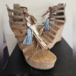 Taupe wedge size 8